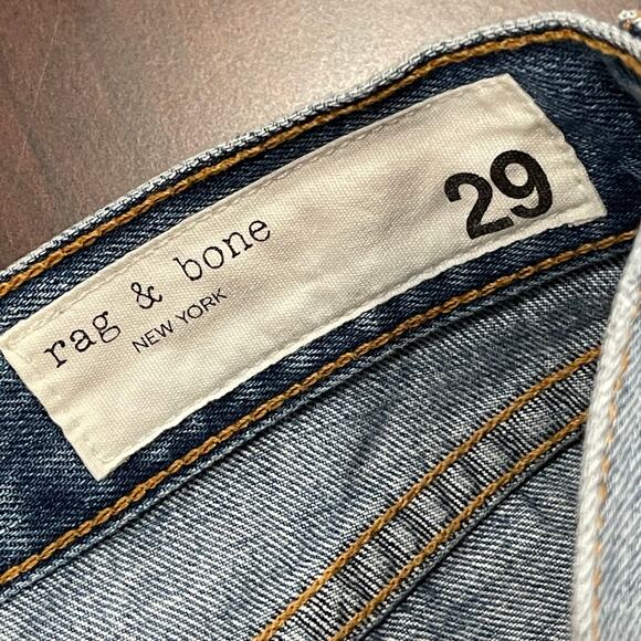 Rag & Bone Raw Hem Destroyed Jean Shorts in Gunner Size 29 - Picture 7 of 9